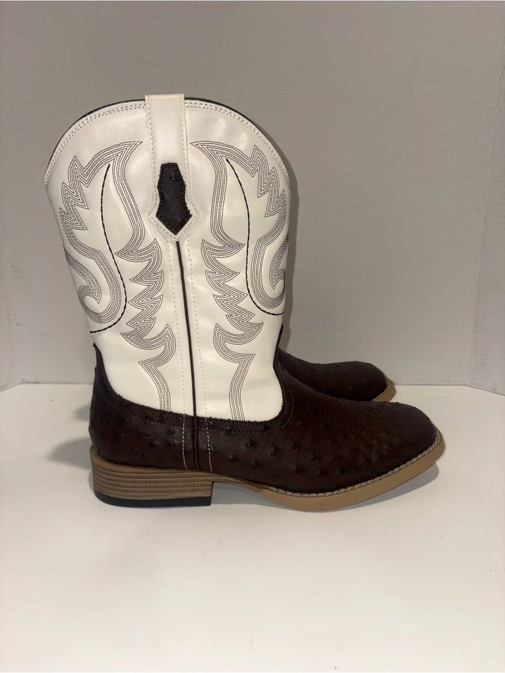 Roper Two-Tone Western Boots - White & Dark Brown - New
